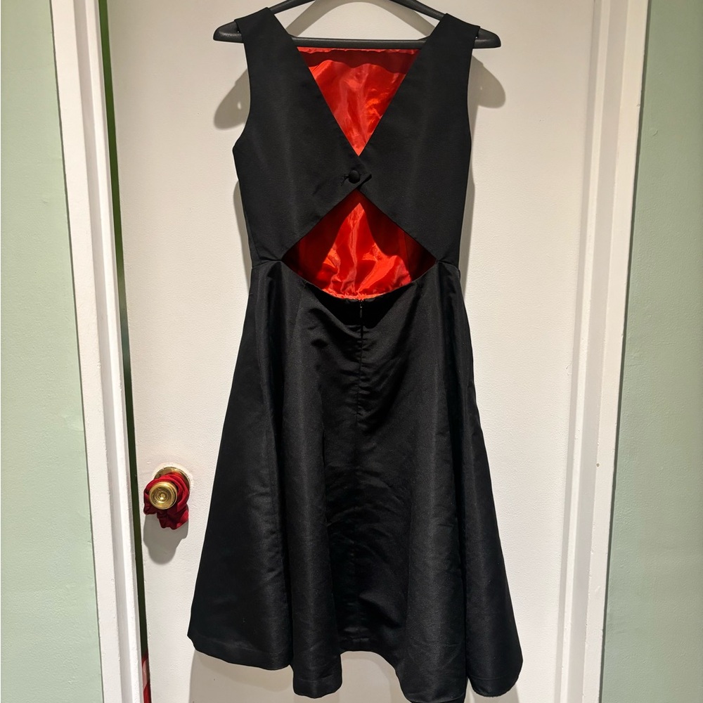 Isaac Mizrahi for Target Black Midi Dress with Envelope Back & Red lining Size 8 - Picture 2 of 4
